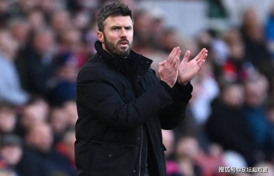 虎扑-关于西汉姆赛后队长鼓劲,志在欧冠名次提升,更衣室稳定,赛程密集仍需轮换的信息