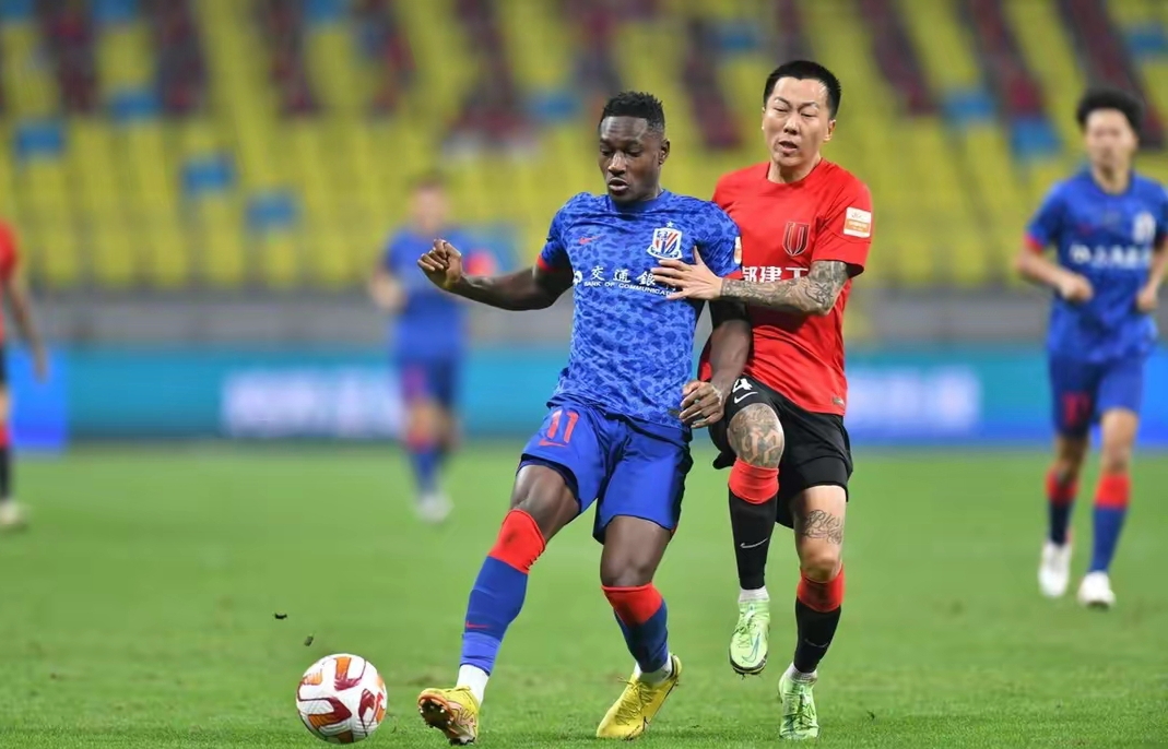 虎扑网-包含成都蓉城发布备战花絮,赛前状态回暖,足总杯任务艰巨,赛程密集仍需轮换的词条