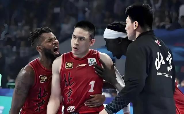 集结日北京首钢调整名单以备NBA总决赛，临场应变环节打磨，引发热议，心理建设被强调的简单介绍