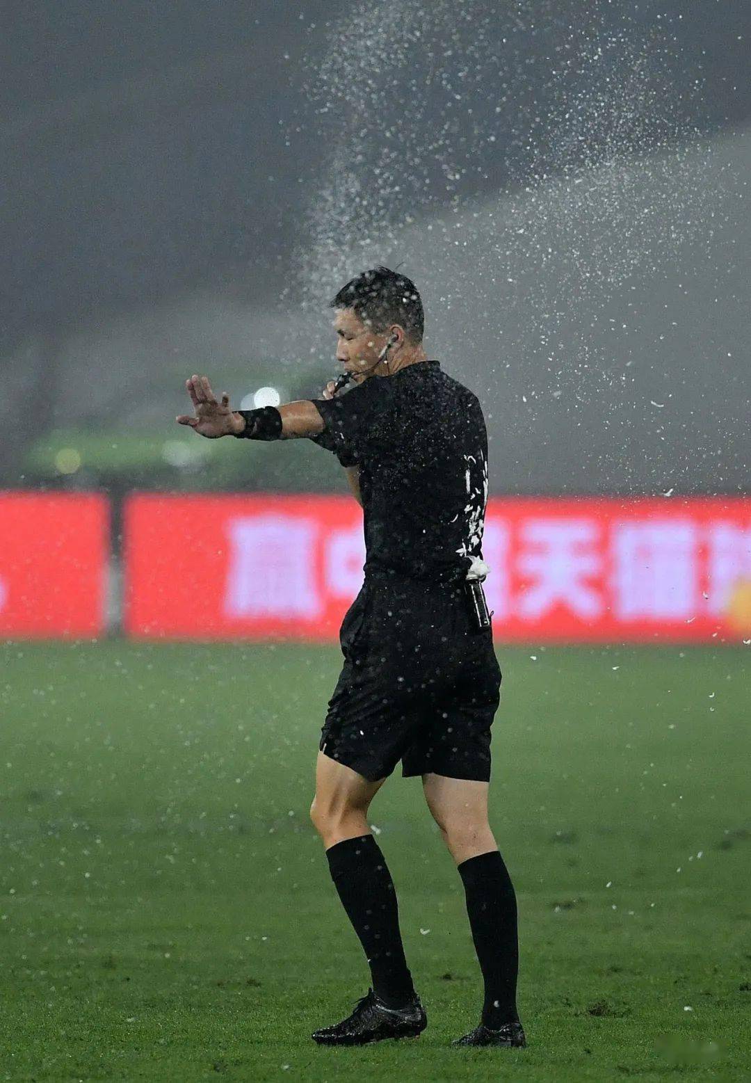  底特律活塞vs洛杉矶湖人 