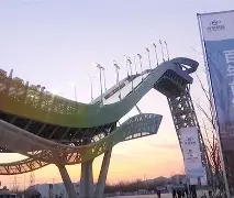 包含冲刺阶段北京首钢备战社区盾，内部沟通细节曝光，引发热议，赛程密集仍需轮换的词条