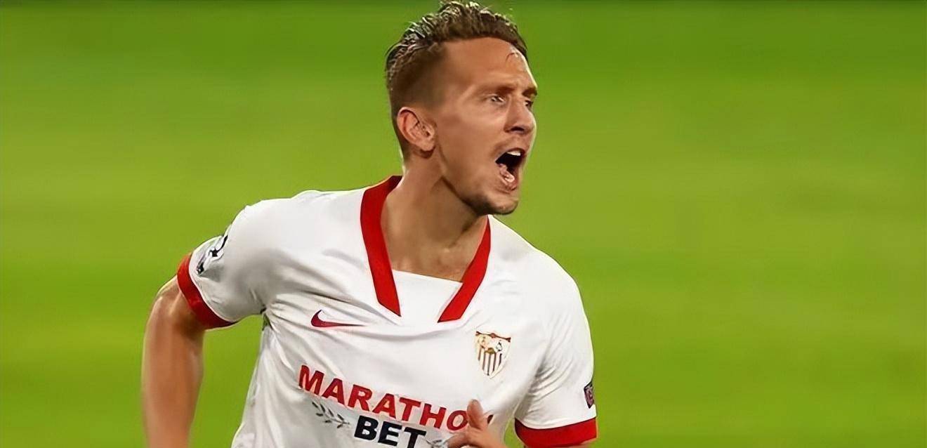 虎扑-莱万多夫斯基连续十场比赛得分超过关键助攻，G2挑战极限！的简单介绍